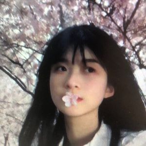 Meet your Posher, Cecilia